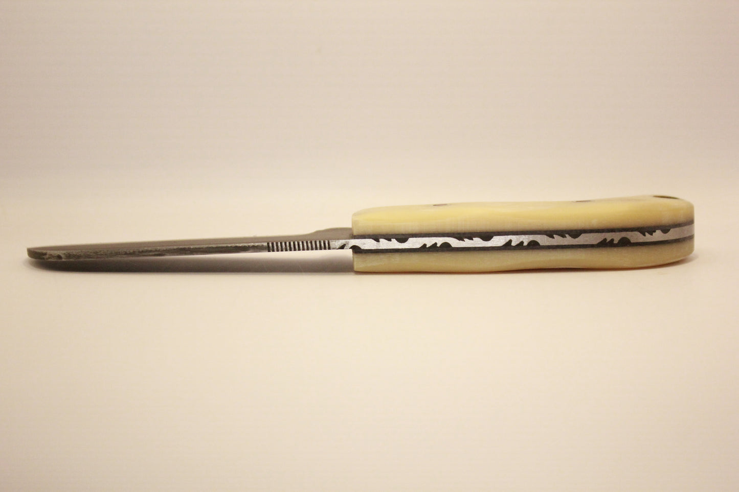 PLEASE CLICK THE PICTURE TO SEE KNIVES: Custom Order Knives, one of a kind. Email me with questions and mention KNIVES in subject.  foxden52@msn.com