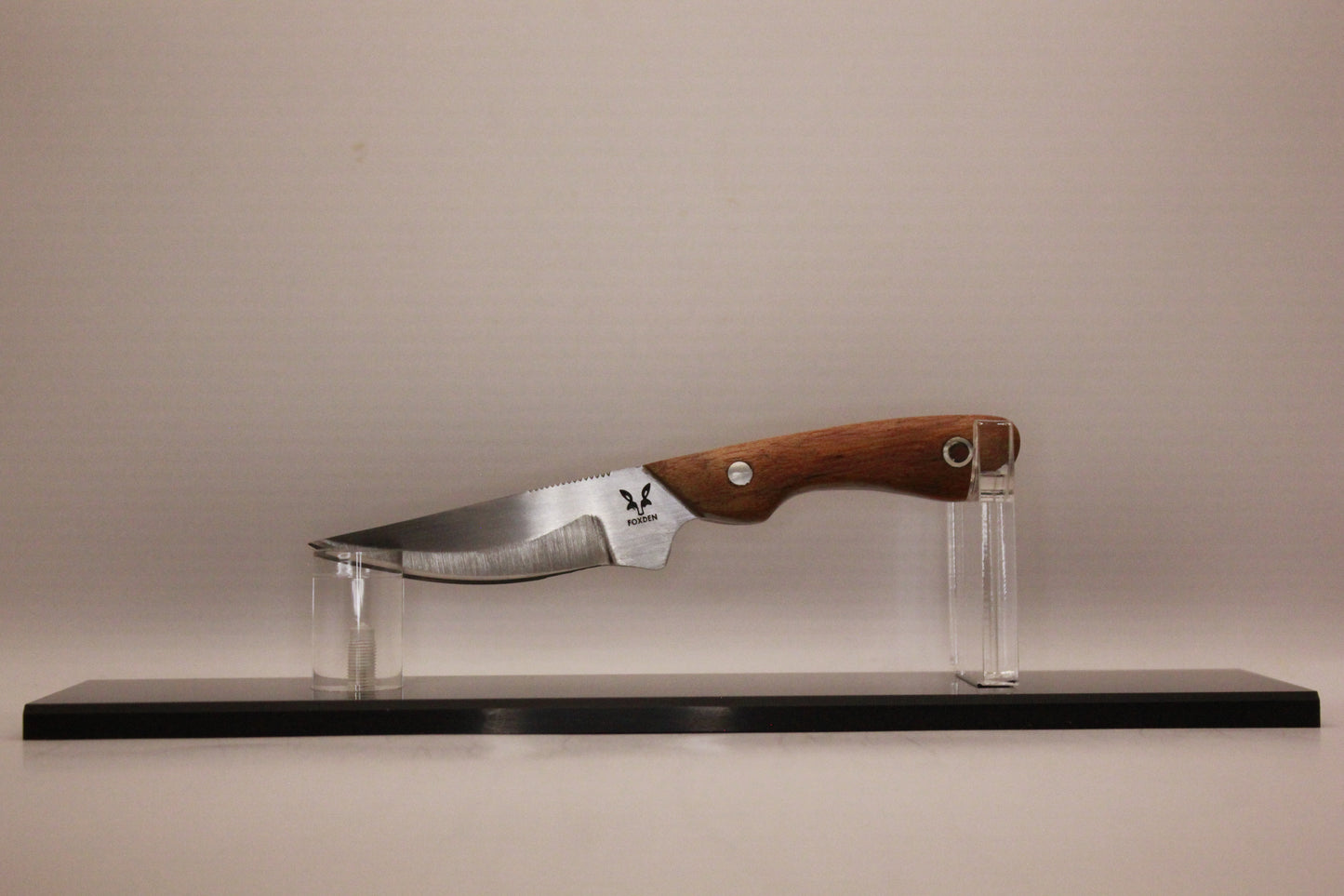 PLEASE CLICK THE PICTURE TO SEE KNIVES: Custom Order Knives, one of a kind. Email me with questions and mention KNIVES in subject.  foxden52@msn.com